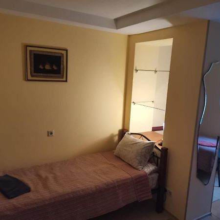 Westend Hostel Kiev Esterno foto