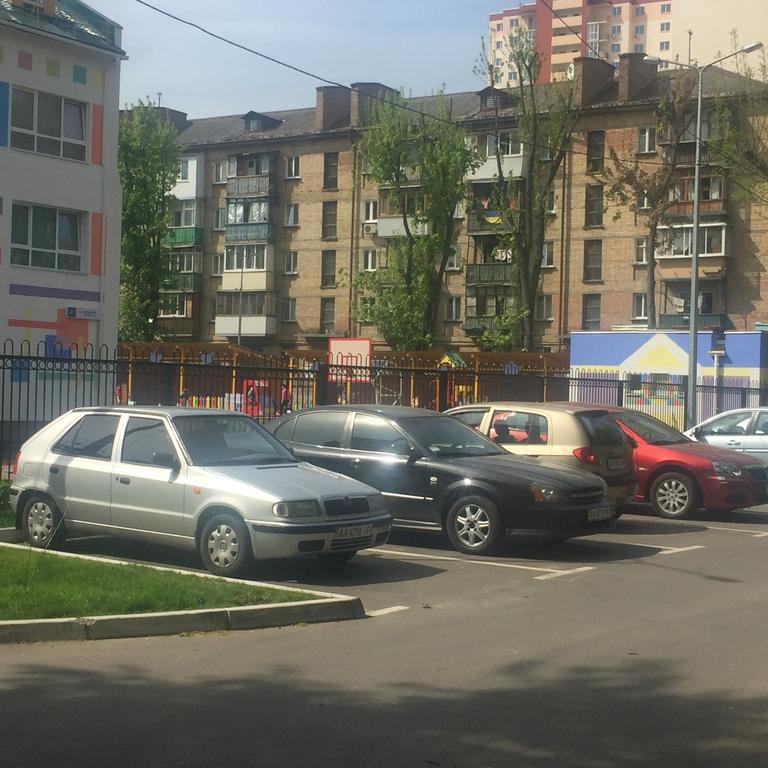 Westend Hostel Kiev Esterno foto