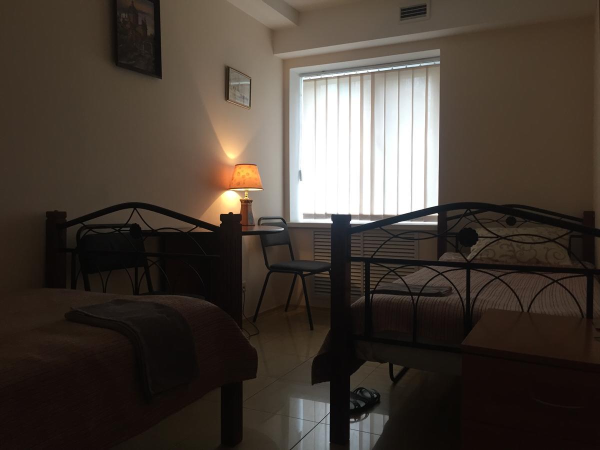 Westend Hostel Kiev Esterno foto